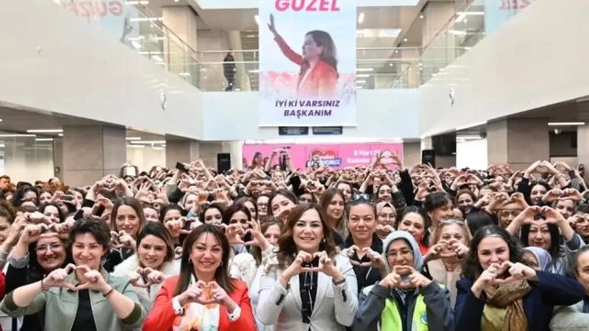 Günün en güzel fotoğraf karesi! “Kadınların elinin değdiği her yer güzelleşir”