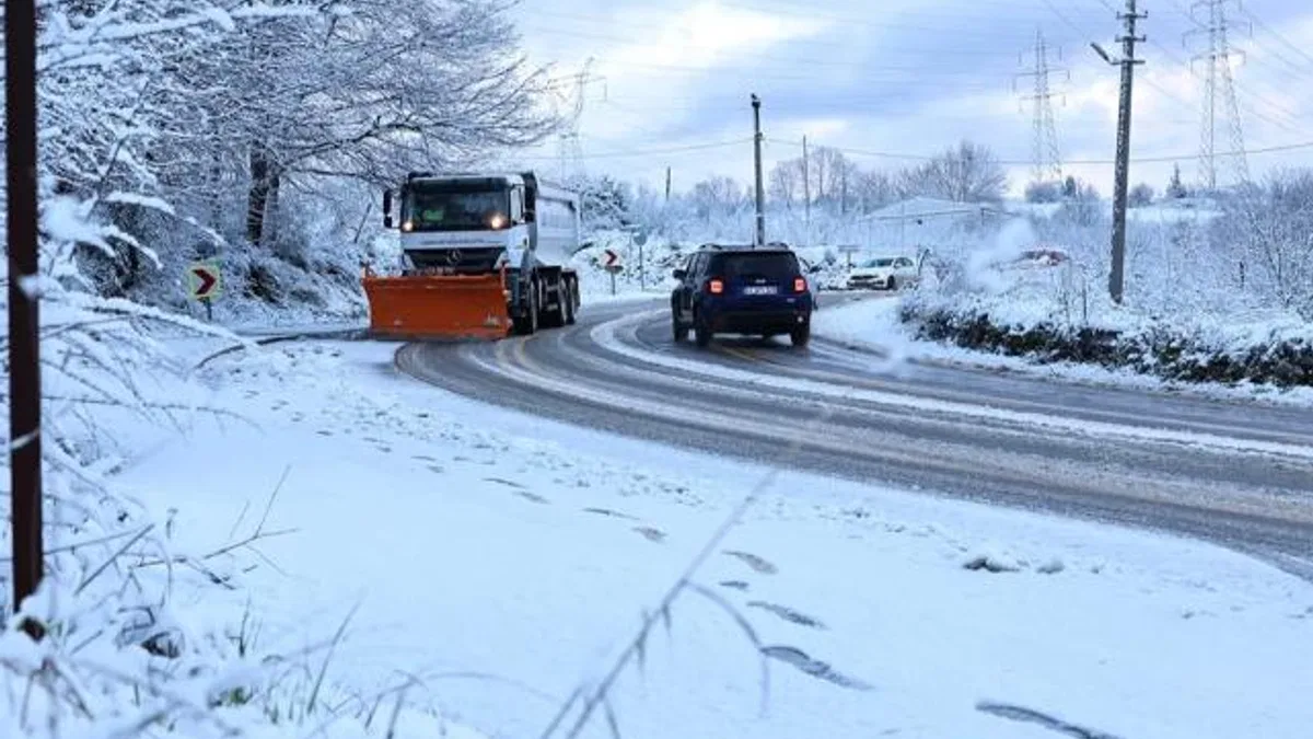 Sakarya’dan kar raporu… Kapalı grup yolu kalmadı