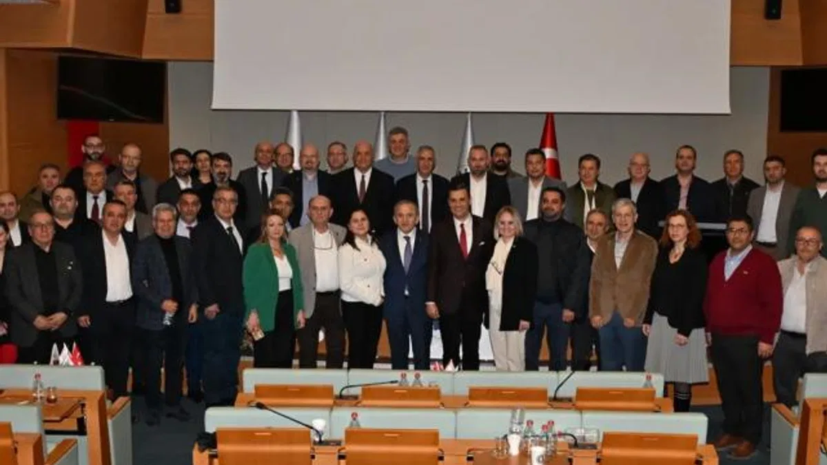 Başkan Zeyrek Manisa’da iş insanlarıyla buluştu
