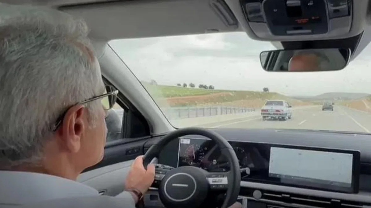 Bakan Uraloğlu’ndan melodili yol deneyimi… Yollarda yeni melodi ne olacak?
