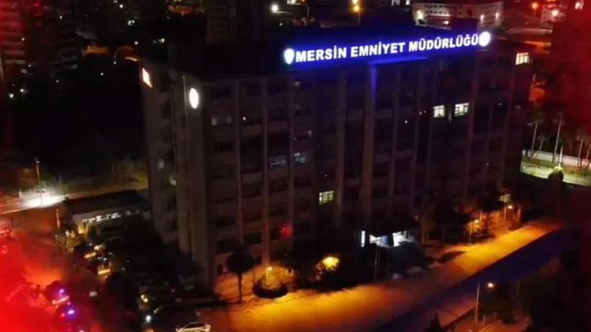 21 ilde FETÖ’cülere 55 ‘Kıskaç’!