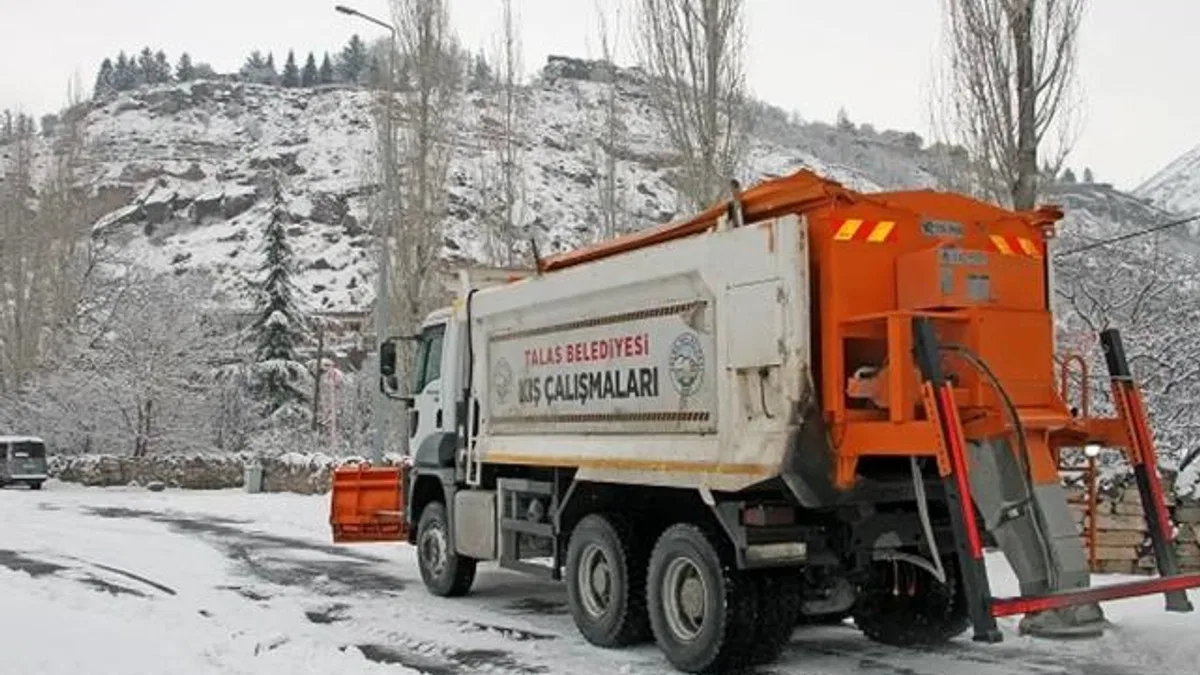Kayseri Talas’ta kar teyakkuzu