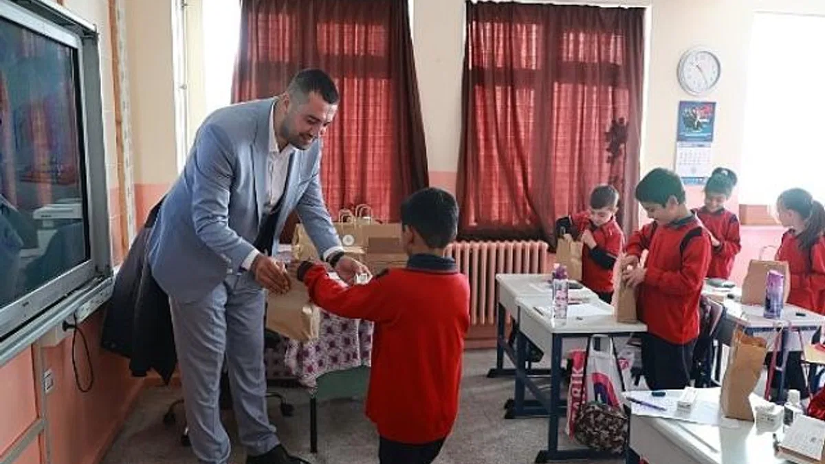 615 Öğrenciye Ağız ve Diş Sağlığı Eğitimi Verildi