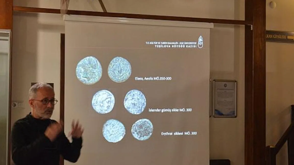 Prof. Dr. Zafer Derin, geçmişten günümüze İzmir’de yaşayan toplumların yaşam şekillerine ışık tuttu