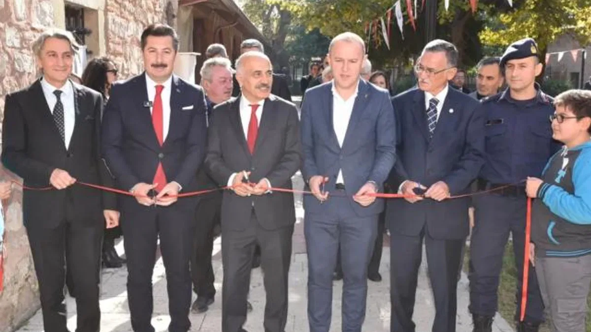 Cumhuriyet coşkusu Yenişehir’i sardı