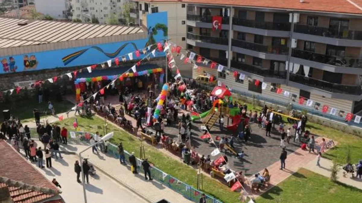 İzmir Selçuk’ta her mahalleye kütüphane projesi büyüyor