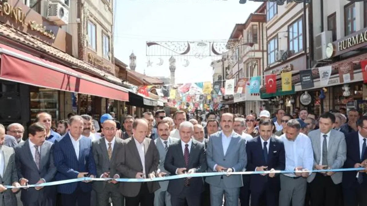 Konya’da “Tarihi Bedesten Alışveriş Günleri” başladı