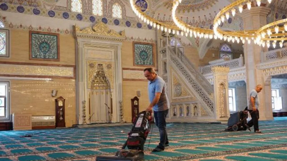 “Geleceğe umut olmaya devam ediyoruz”