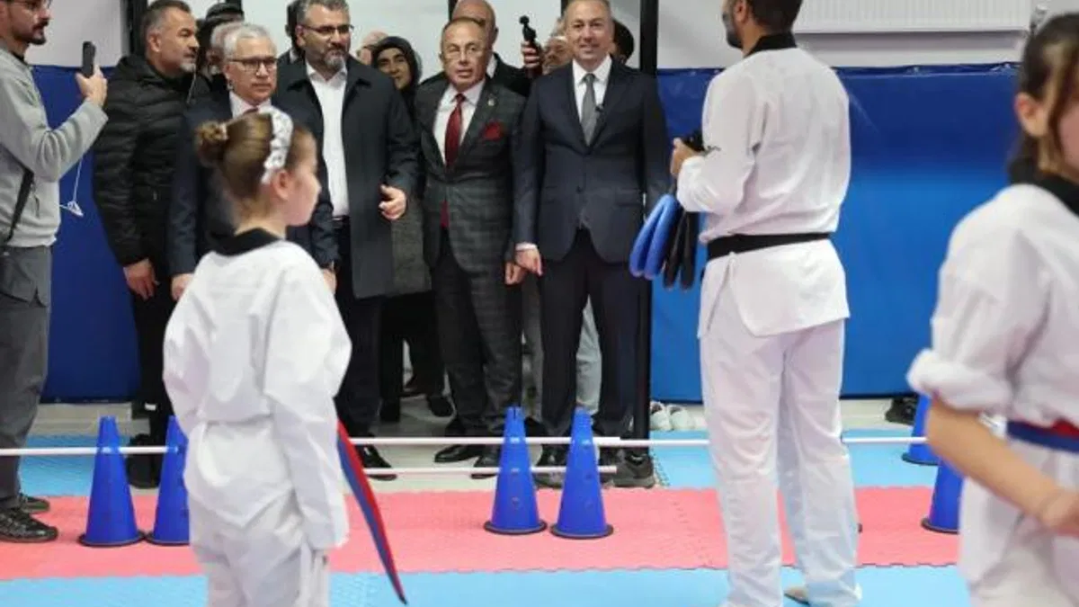 Sivas’ta Cumhuriyet Bayramı’nda yeni merkez açıldı