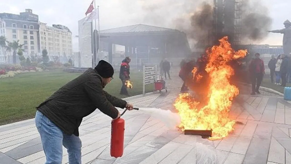 Osmangazi’de başarılı deprem ve yangın tatbikatı