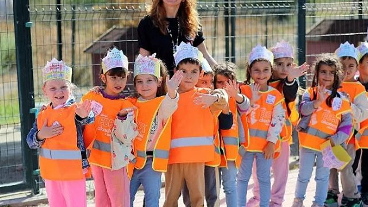 Aliağalılar Pati Park’a Akın Etti