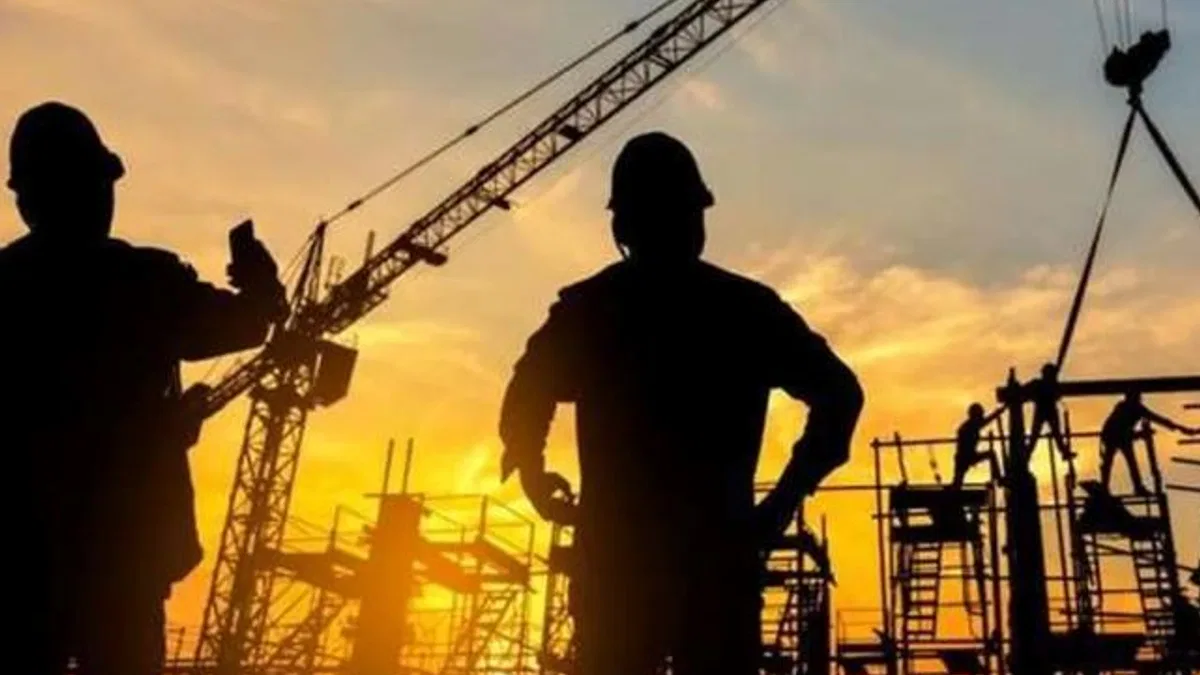 Üçüncü çeyrekte inşaat sektörü büyüdü, malzeme sanayi üretimi azaldı