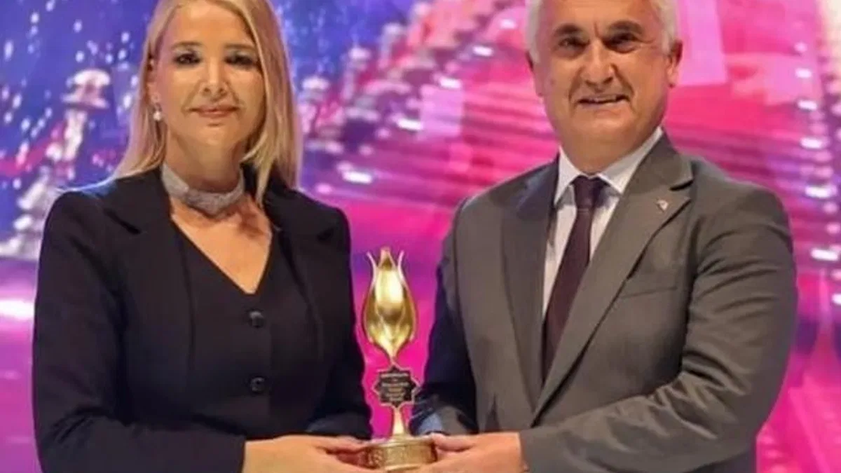 DOSABSİAD’a Muş’tan anlamlı ödül