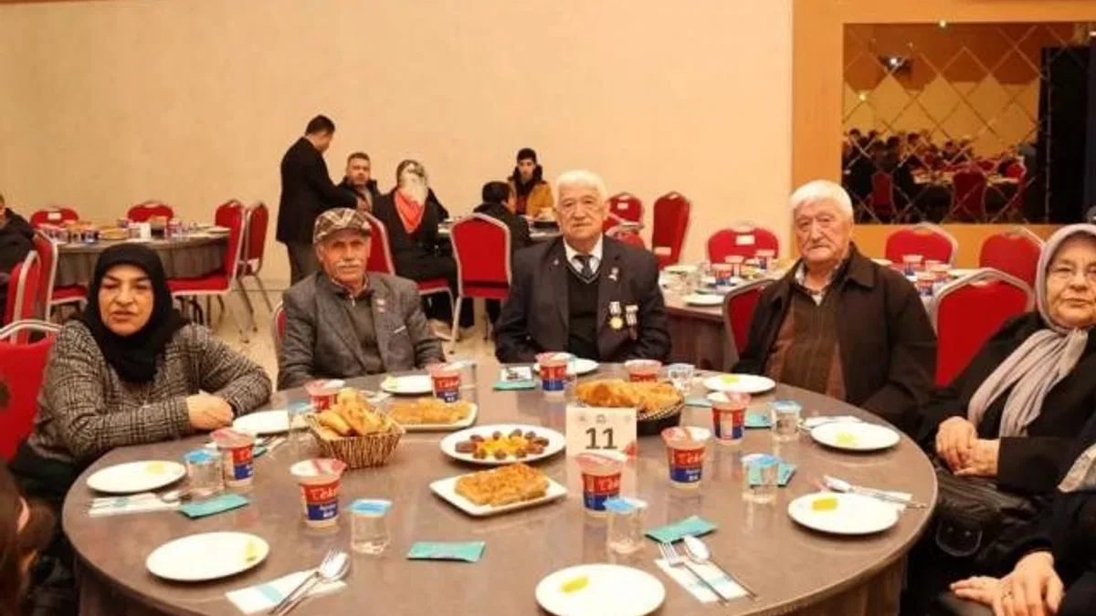 Gebze’de şehit aileleri ve gaziler aynı sofrada buluştu
