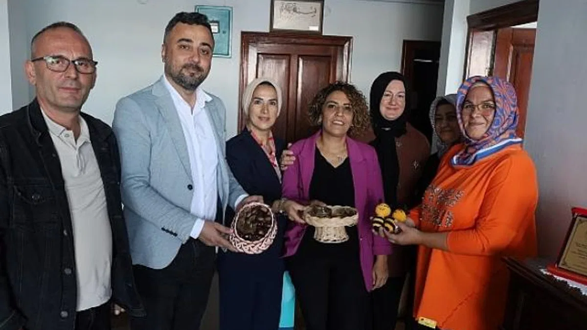 Büyükşehir’den kadın çiftçilere tam destek
