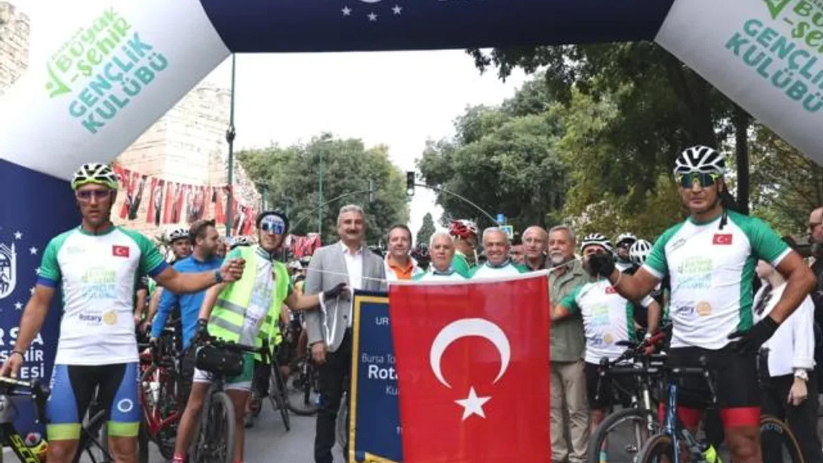 Tophane-Nilüfer-Mudanya Bisiklet Turu’yla yeşile pedalladılar