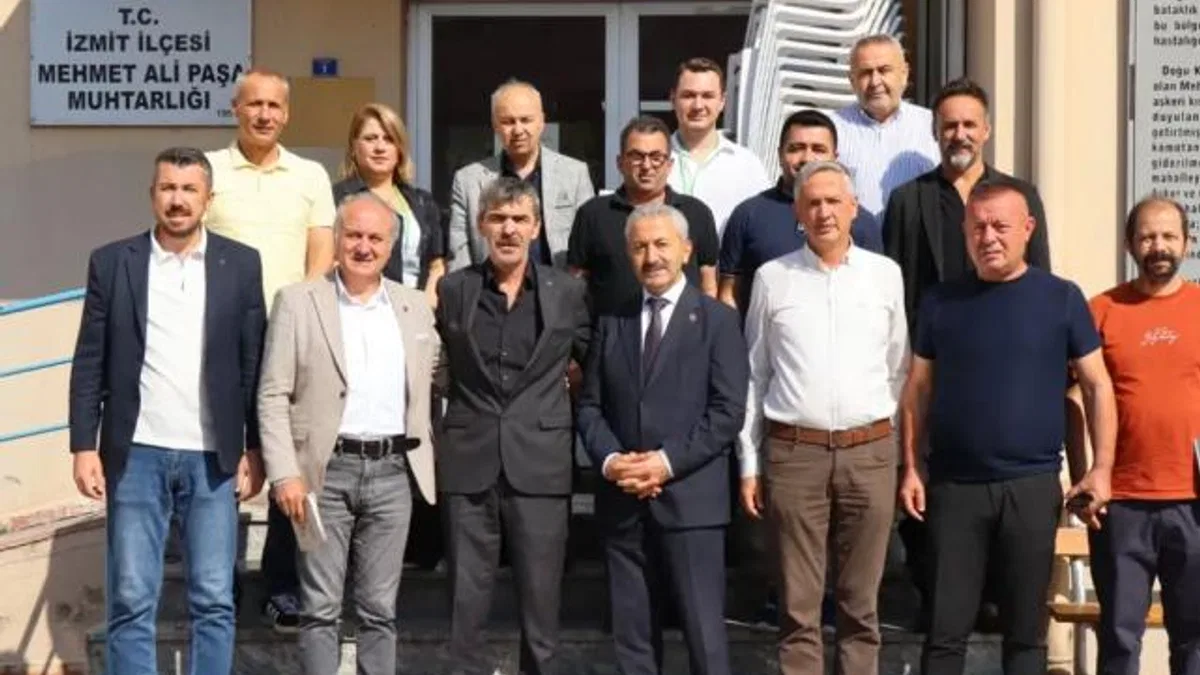 Kocaeli İzmit’te mahalle ziyaretleri sürüyor