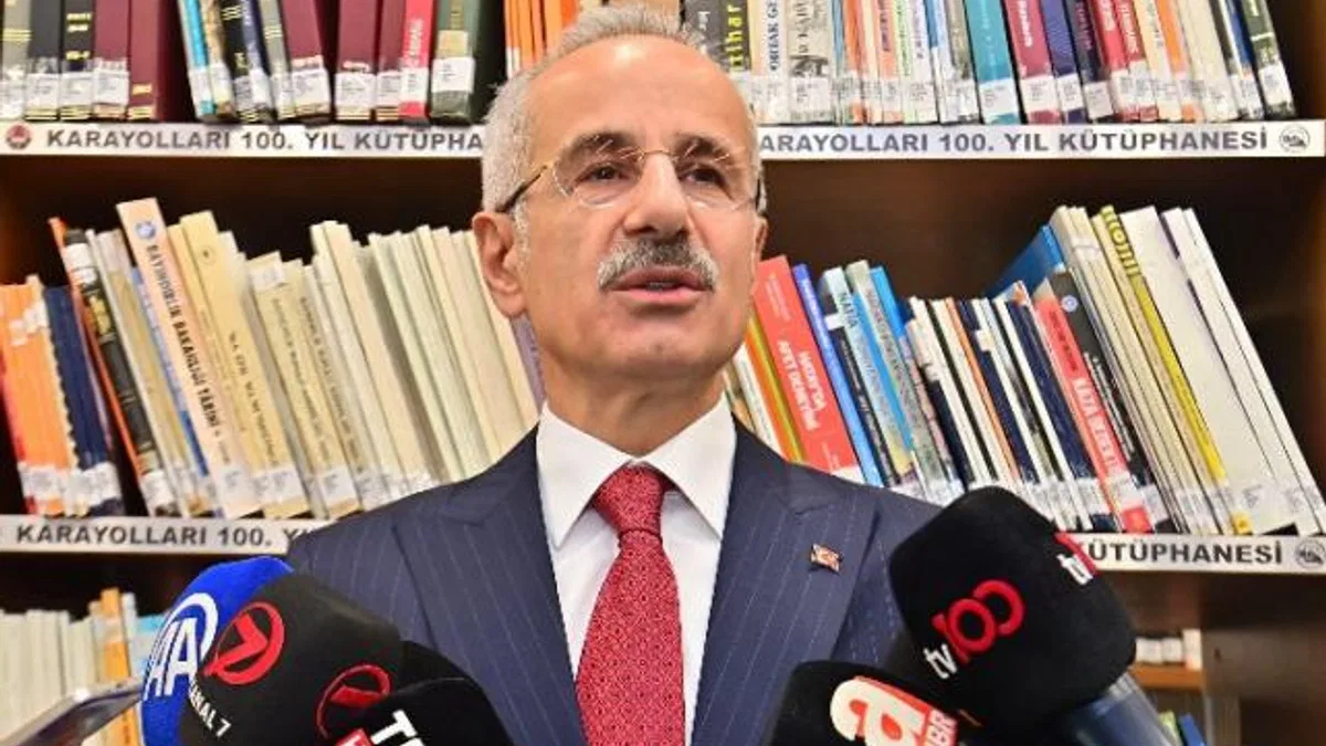Bakan Uraloğlu: İran’a koşan ilk ülke olduk