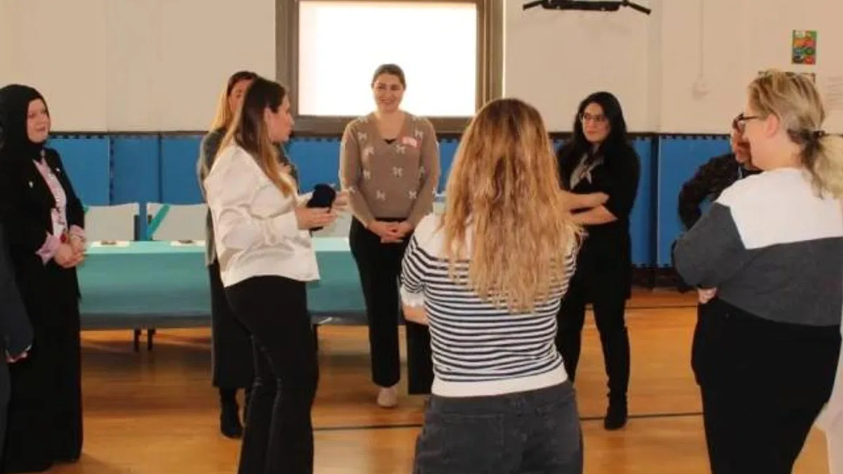 New Jersey’de aile ve çocuk eğitimi semineri