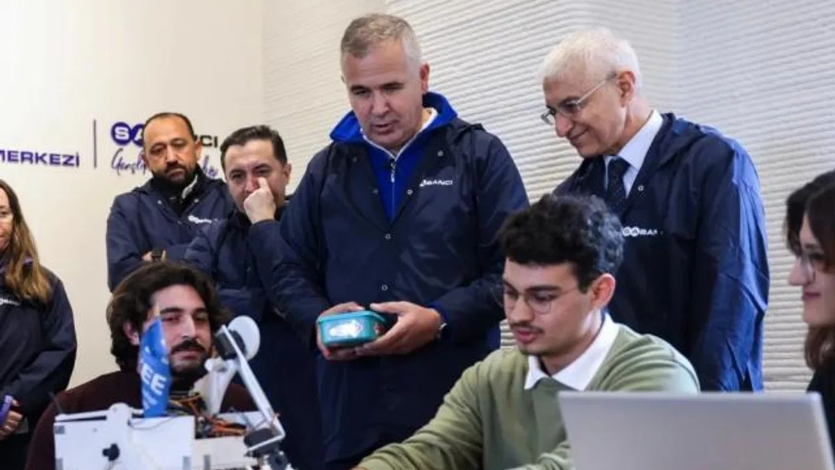 Gençlik Seferberliği farklı illere yayılıyor… Bir teknoloji merkezi de Eskişehir’e açıldı