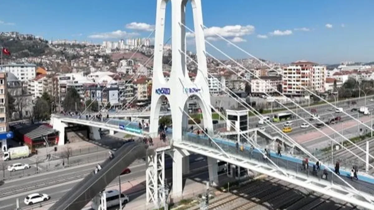 Kocaeli’nde yürüyen merdiven arızasının sebebi “Stop Butonu”