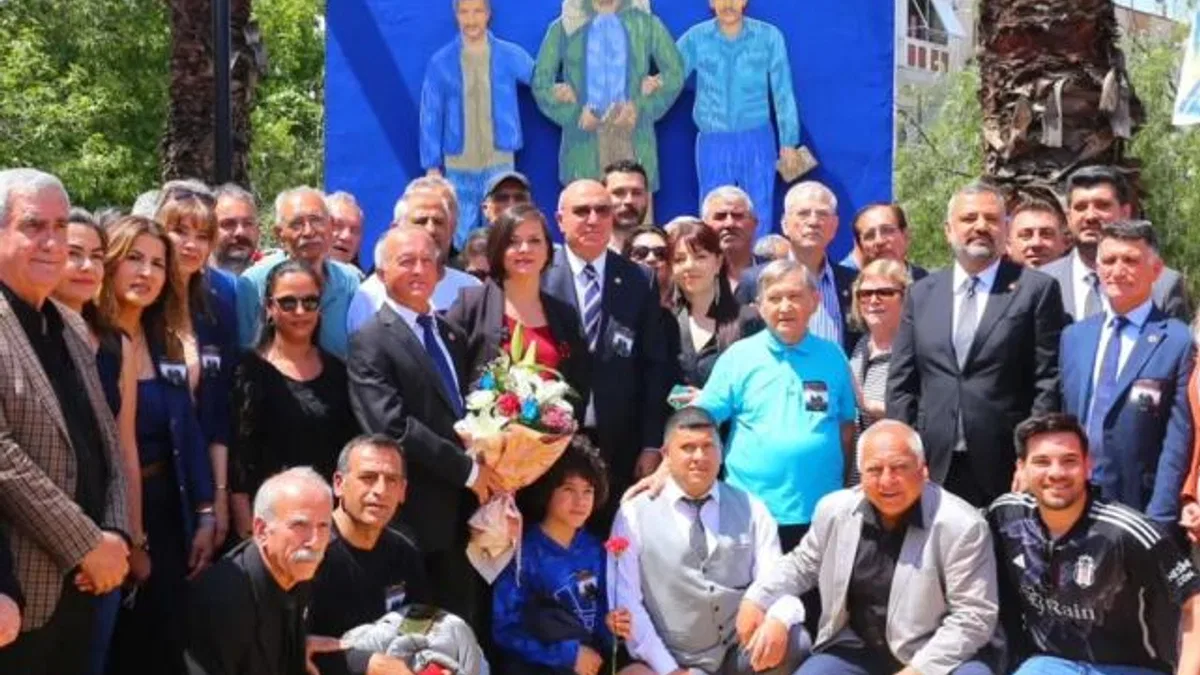 İzmir’de ‘Üç Fidan Parkı ve Anıtı’ açıldı