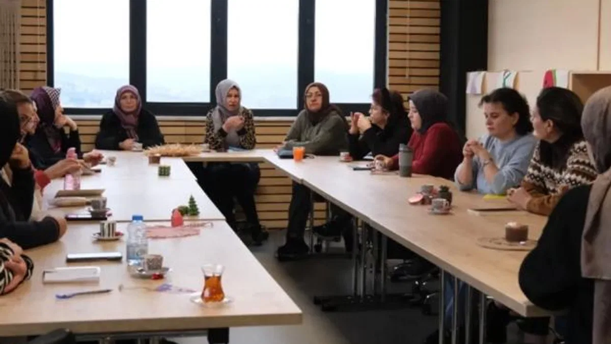 Anne Şehir’de kitap sevgisi aşılanıyor