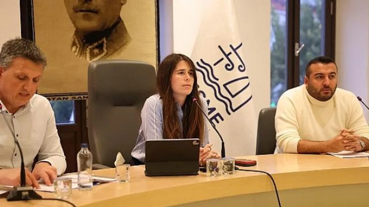 Çeşme Belediyesi Aralık Ayı Olağan Meclis Toplantısı gerçekleştirildi