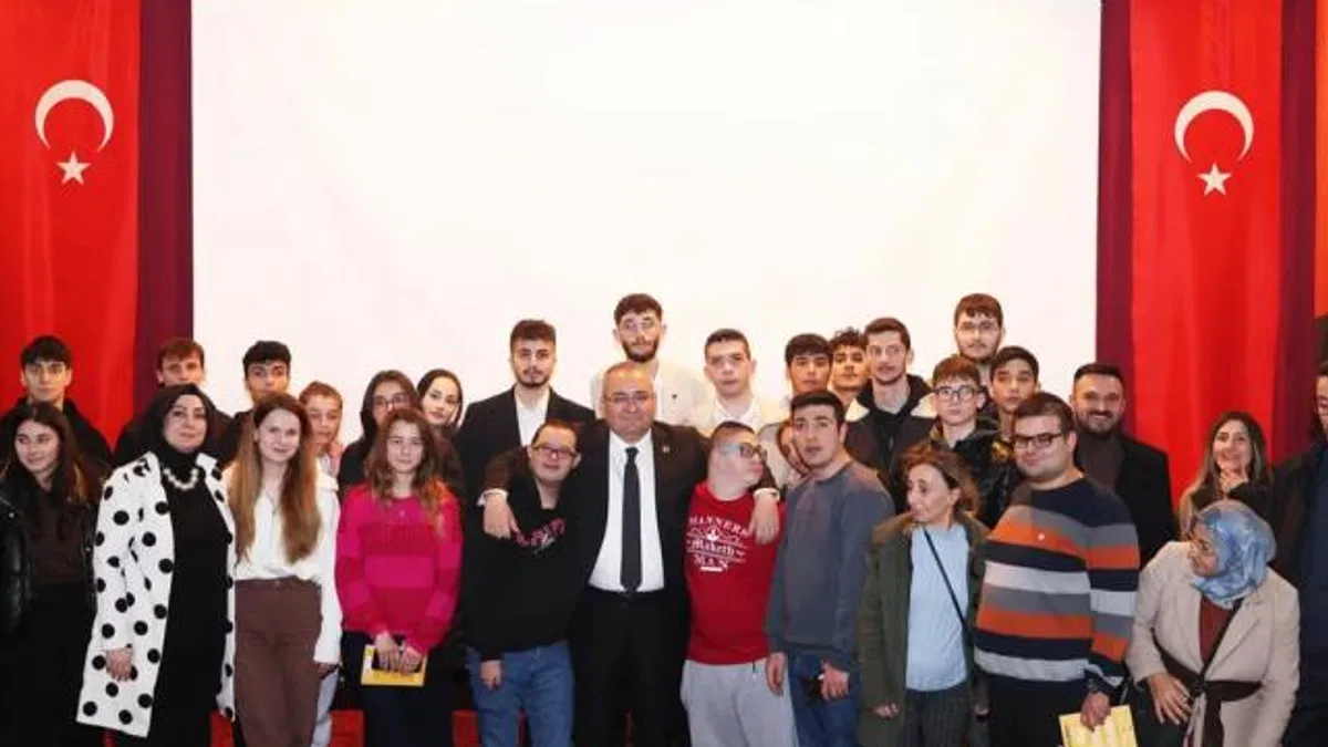 Ankara Keçiören’de Başkan Özarslan gençlerle buluştu
