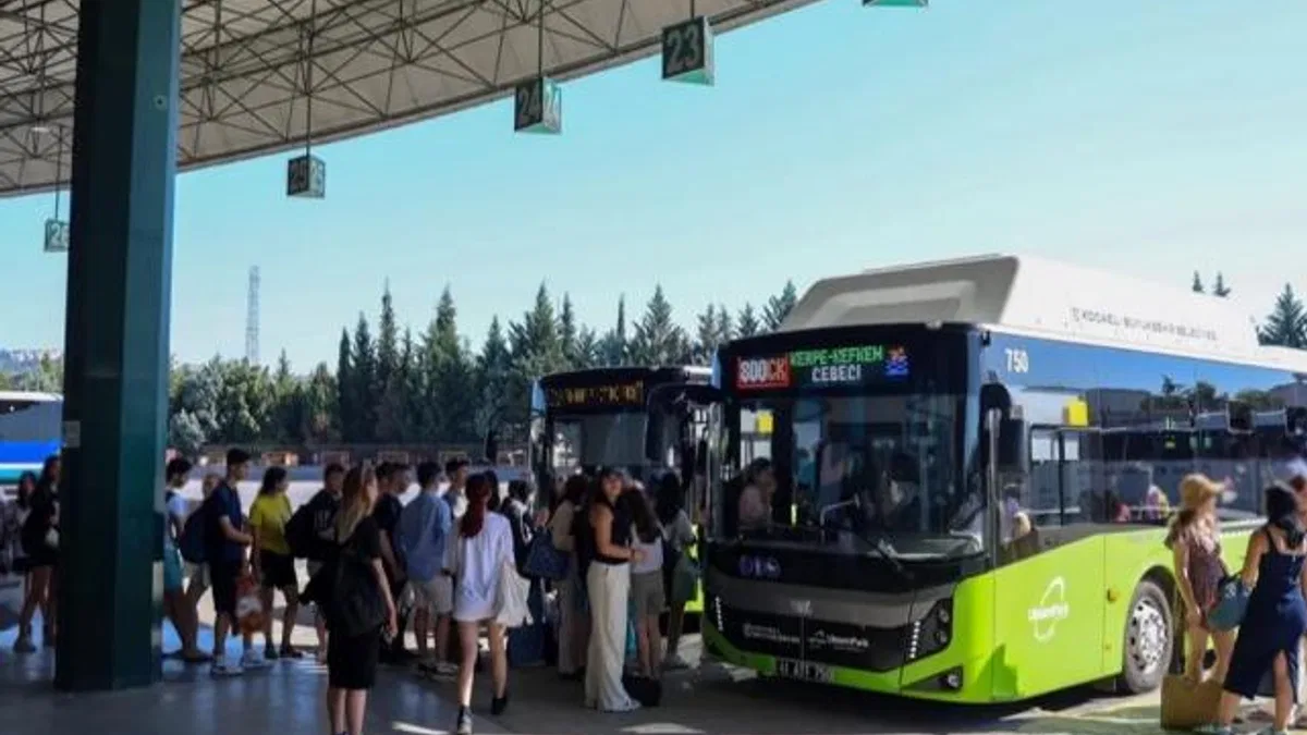 Kocaeli Büyükşehir’in 800CK hattı 105 bin yolcuyla rekor kırdı