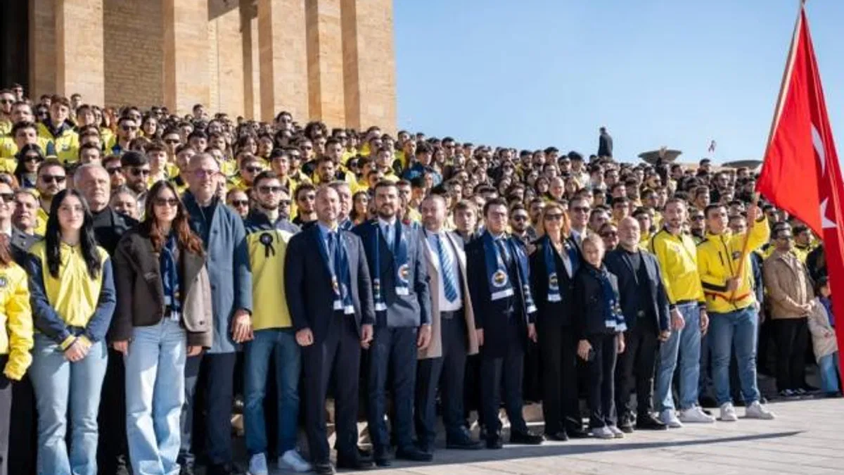 1907 Fenerbahçe Derneği ve UNİFEB’ten Anıtkabir ziyareti