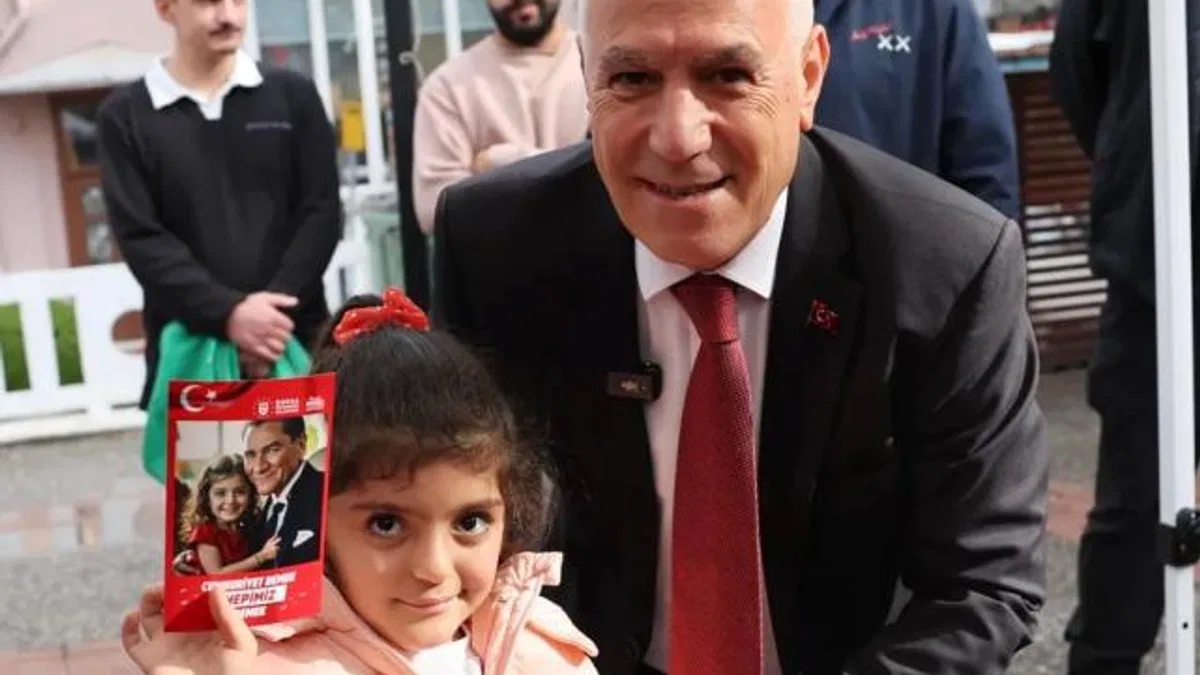 Bursalılar Atatürk ile aynı karede