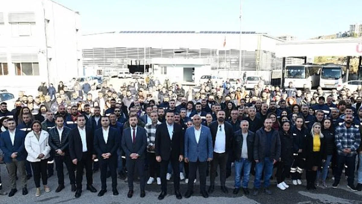 Başkan Yıldız, Mesai Arkadaşlarının Yeni Yılını Kutladı