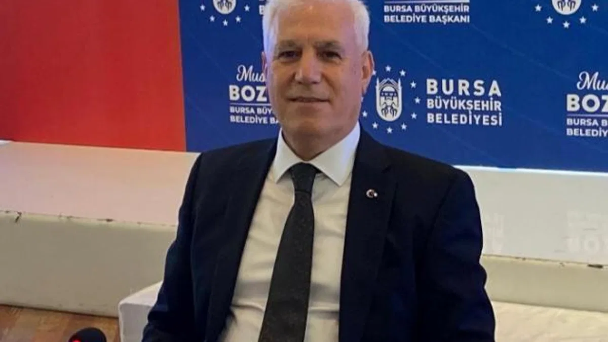 Bursa Büyükşehir Belediye Başkanı Mustafa Bozbey basınla buluştu