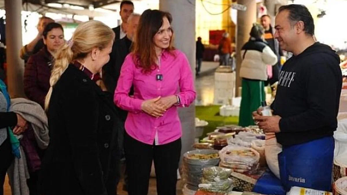 Cumhuriyet Mahallesi’nde 700 vatandaşa tapu müjdesi!