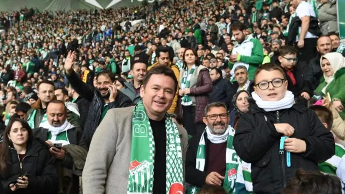 Osmangazili çocuklar Başkan Aydın’la Bursaspor maçına gitti