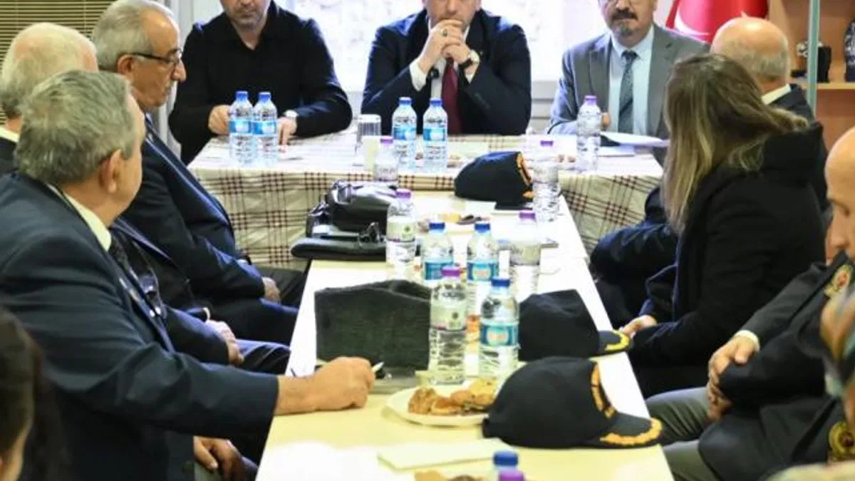 İzmir Bornova’da sivil toplumla el ele