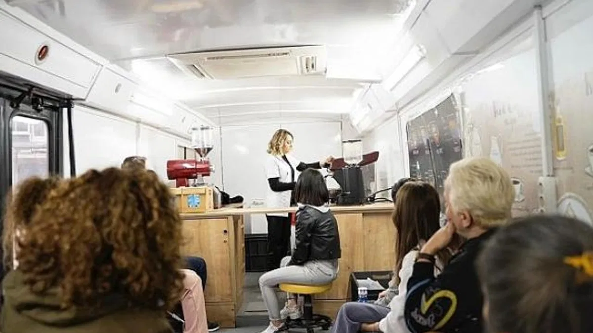 “Mobil Barista” otobüsünün yeni rotası gençlik merkezleri