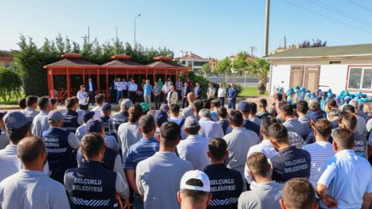 Başkan Pekyatırmacı personel ile bayramlaştı