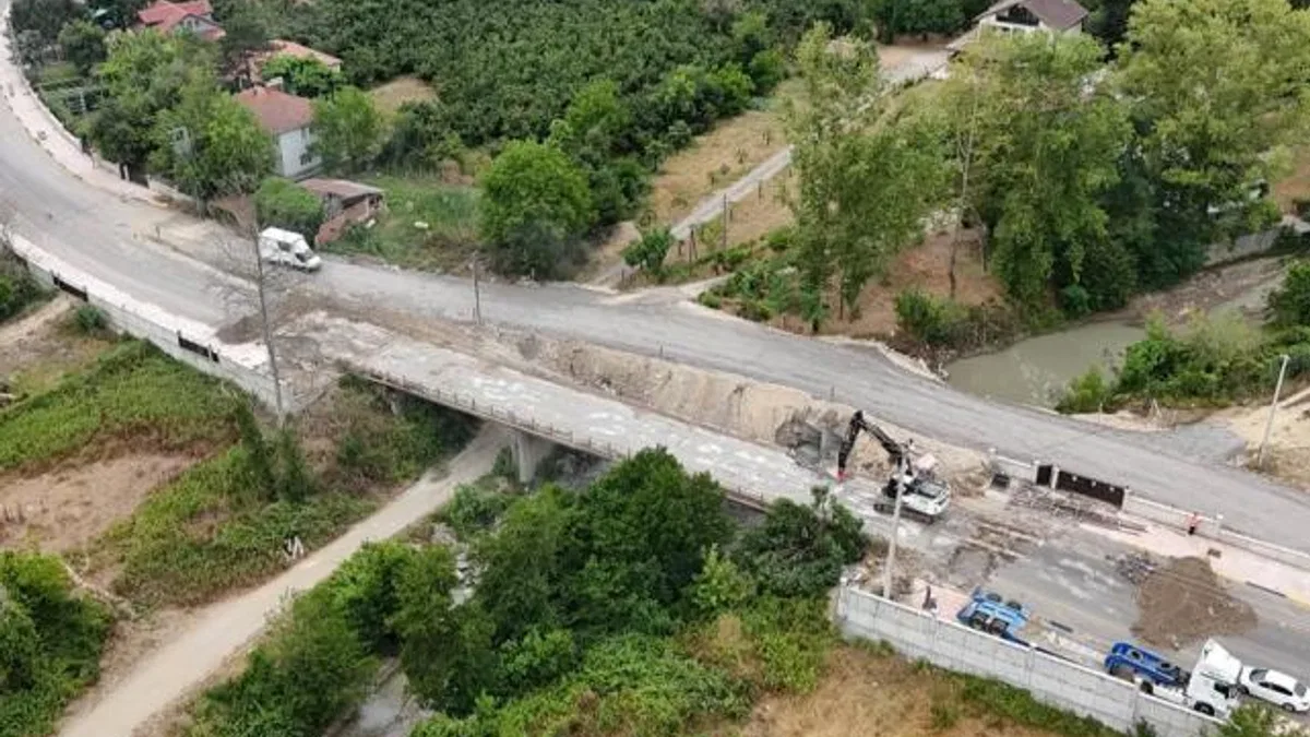 Sakarya Kanlıçay Köprüsü’nde çalışmalar başladı