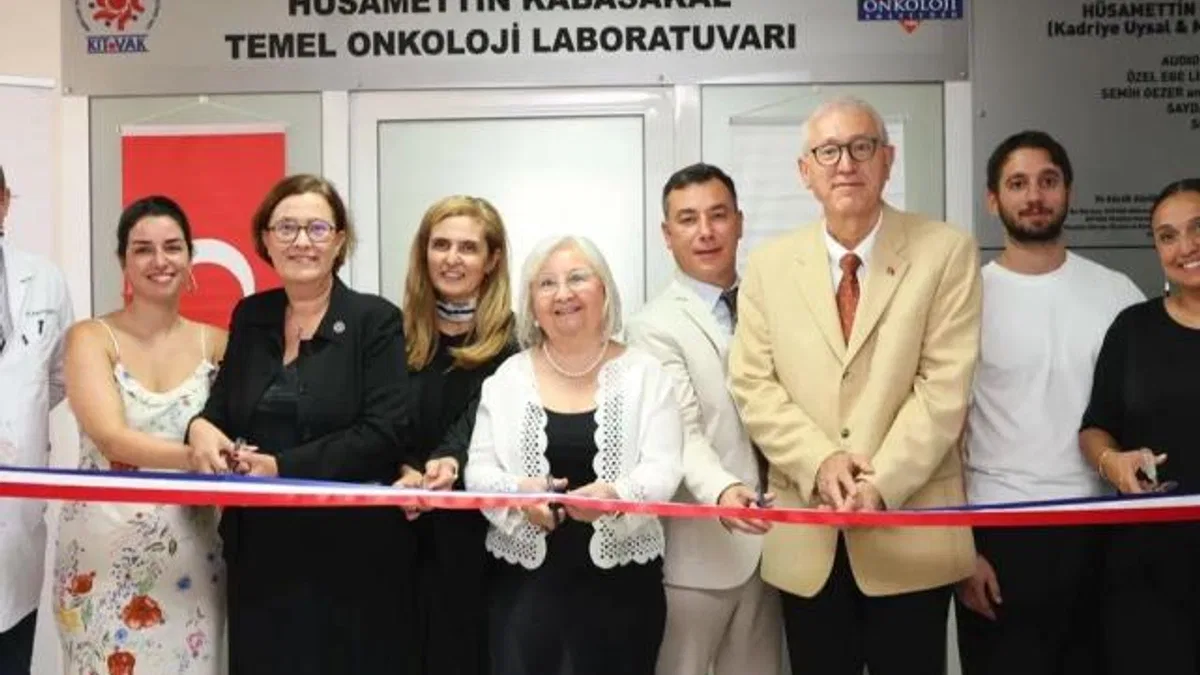 DEÜ’de yenilenen Onkoloji laboratuvarı hizmete açıldı