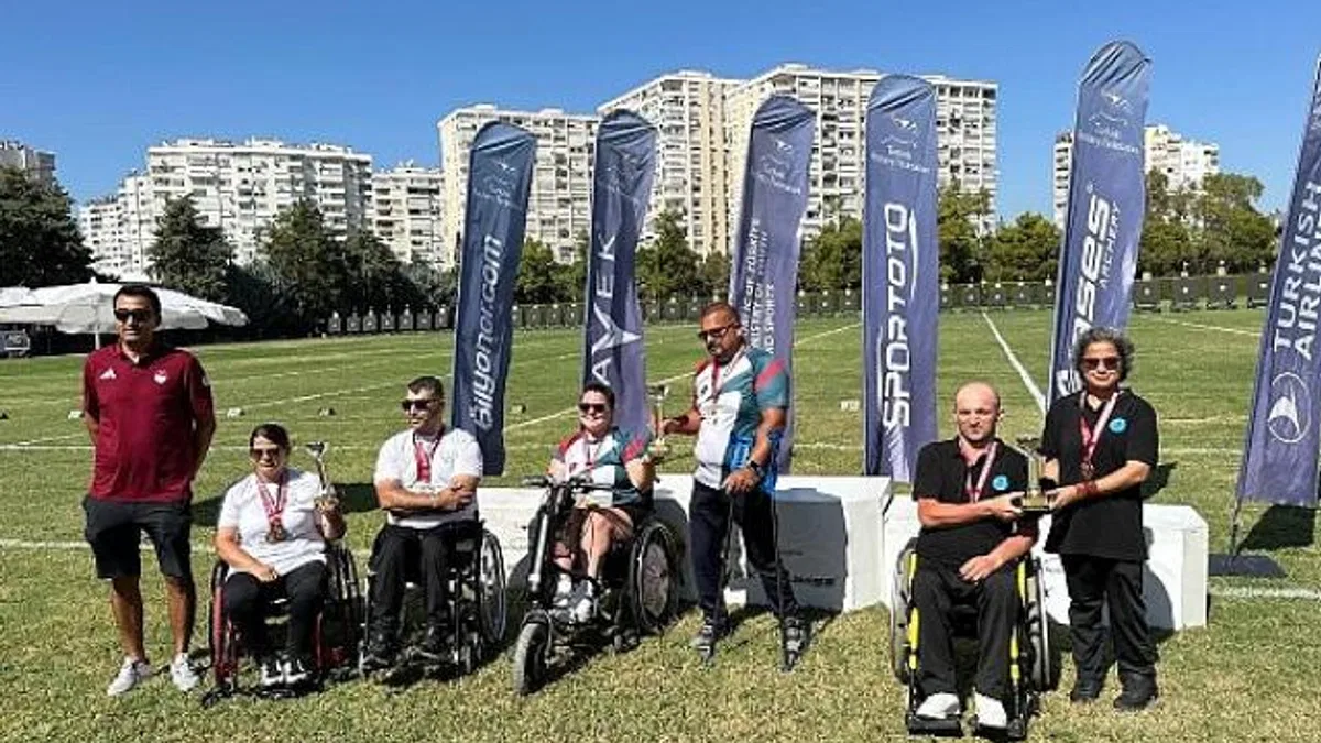 “Bağcılarlı sporculardan büyük başarı”