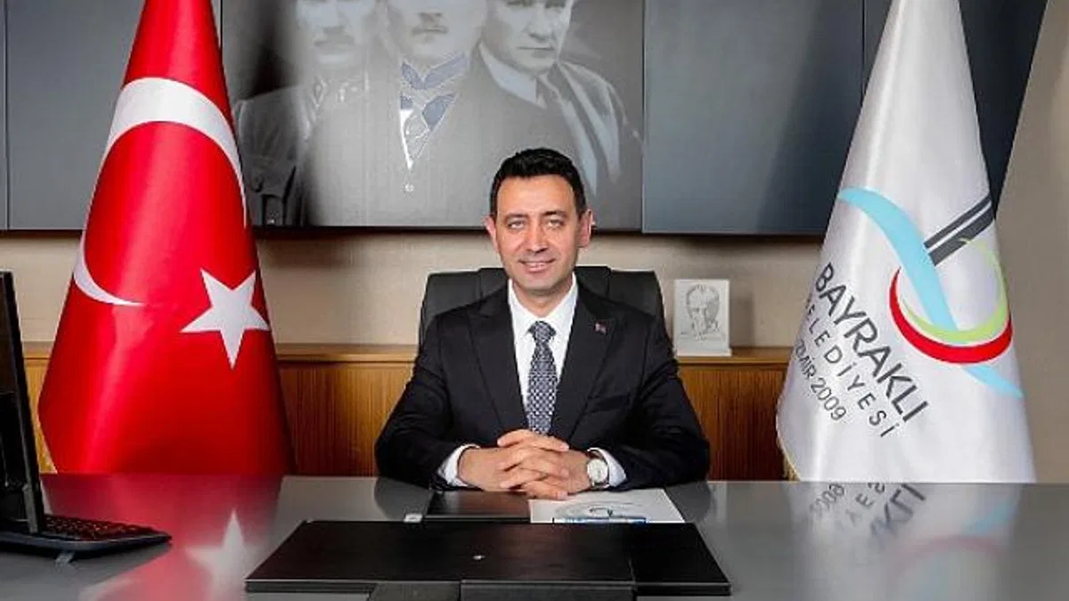 Başkan Önal’dan yeni yıl mesajı: “Bayraklı’yı daha ileriye taşıyacağız”