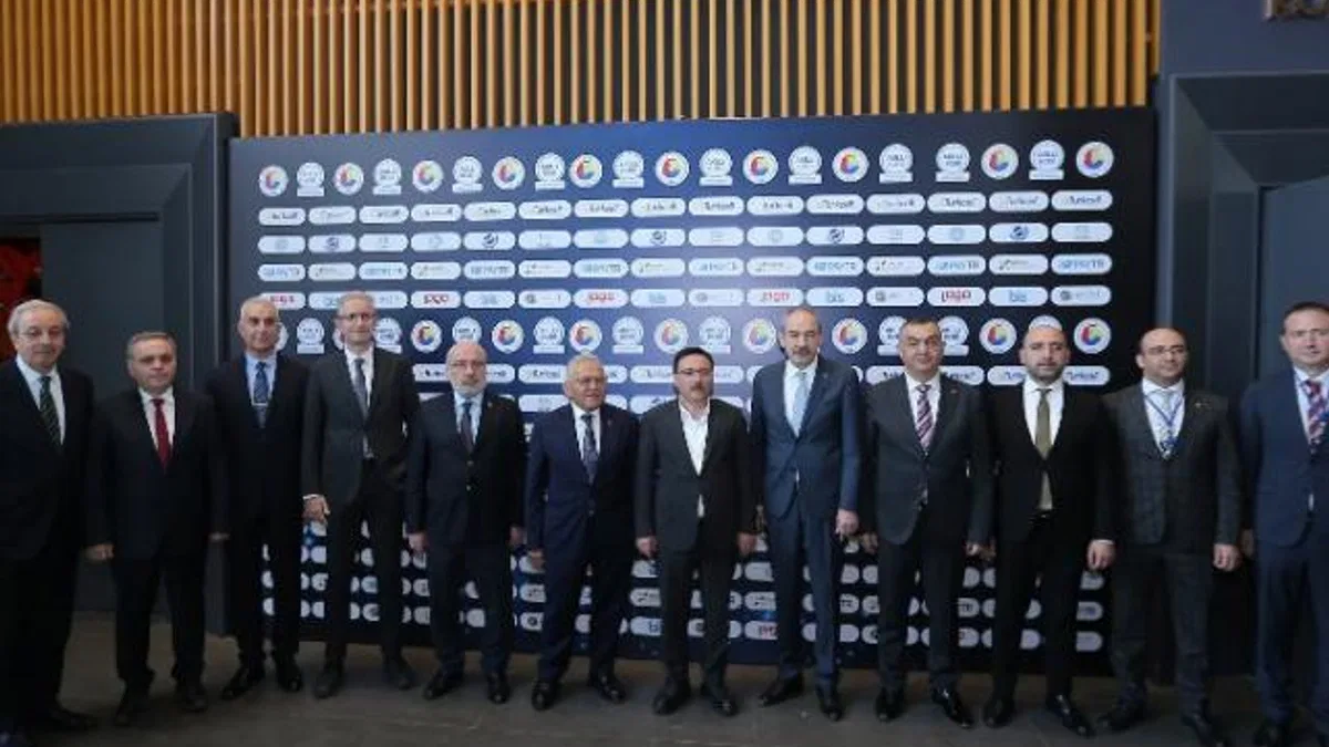 KOBİ’lerin dijital dönüşüm yol haritası Kayseri’de konuşuldu