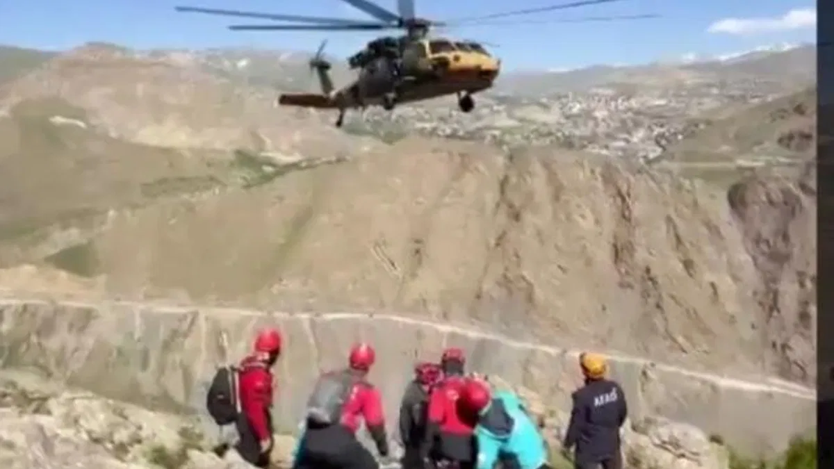 Hakkari’de yaralı vatandaş kurtarıldı