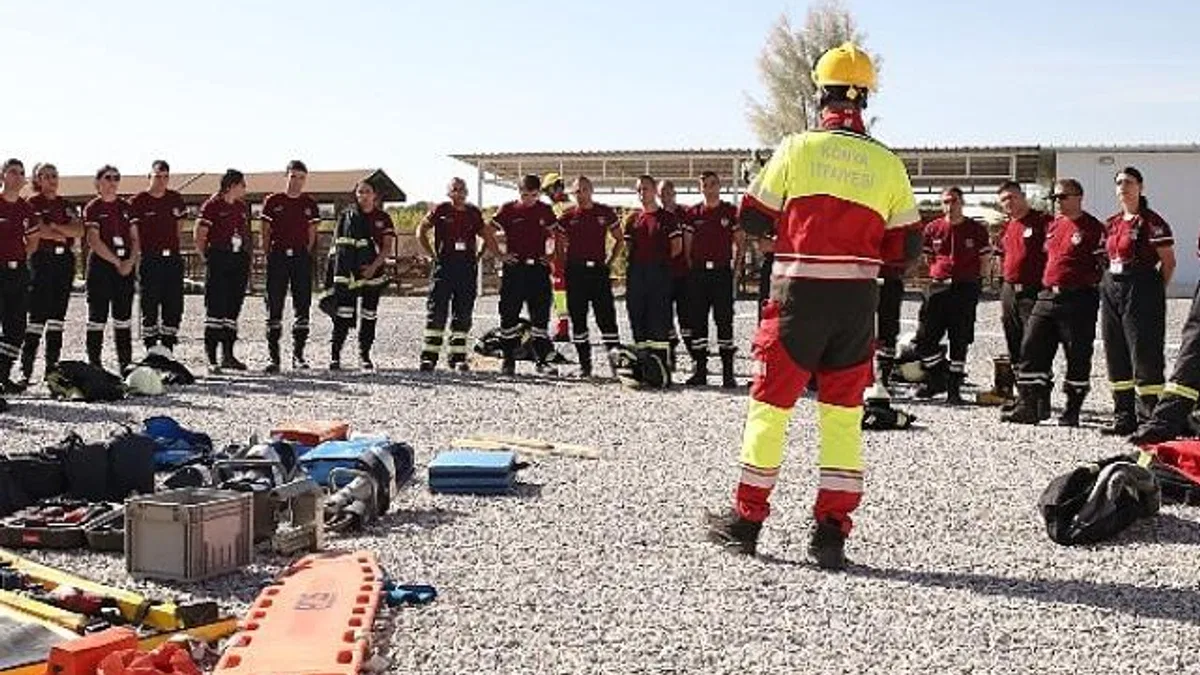 Konya Büyükşehir İtfaiyesi KKTC’de Görevli İtfaiye Personellerine Eğitim Verdi