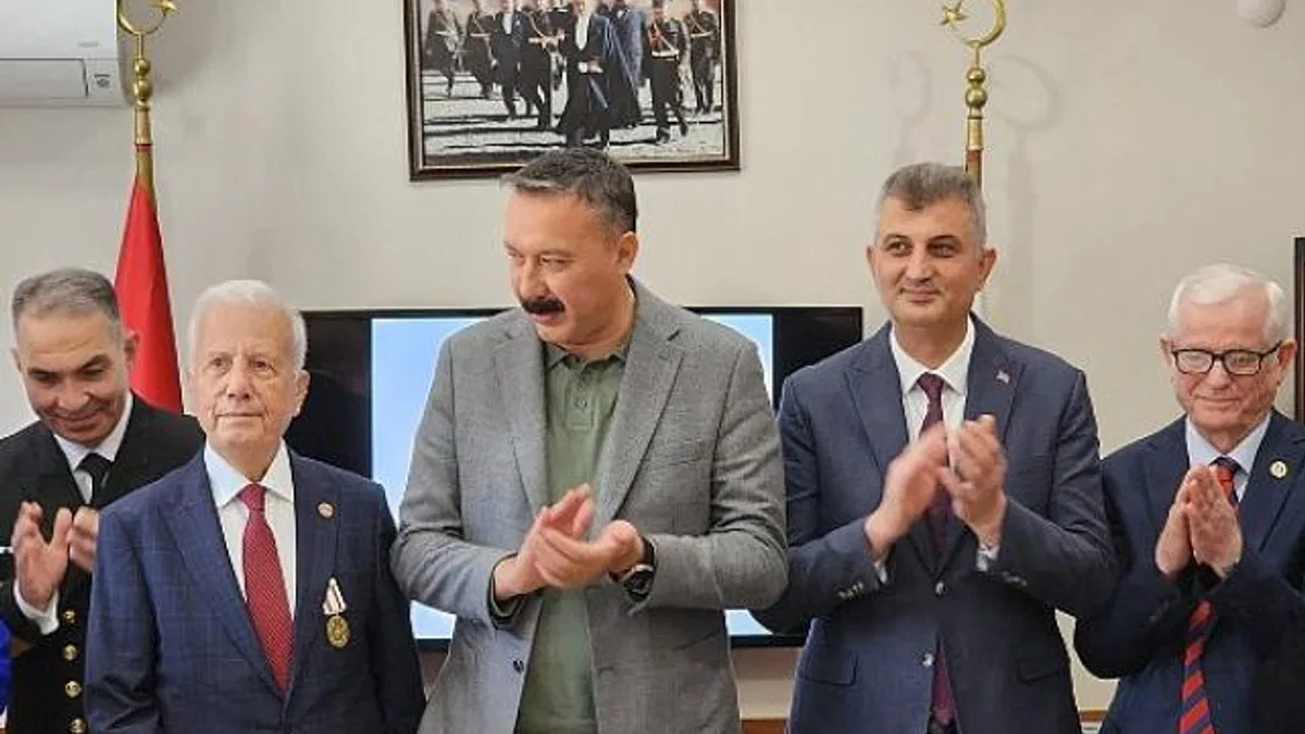 Başkan Sezer’den astsubaylara anlamlı ziyaret.