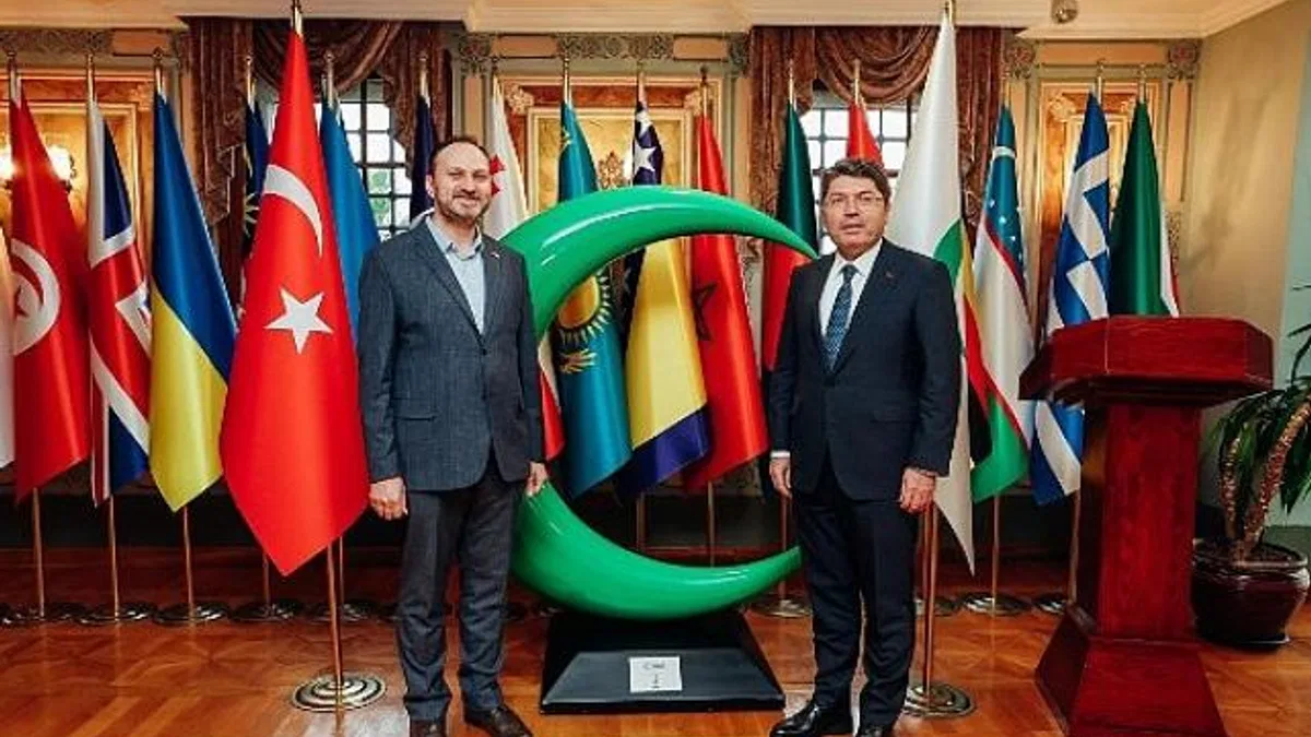 Adalet Bakanı Yılmaz Tunç: ”Sadece uyuşturucu suçlarına yönelik Türkiye genelinde 106 özel cezaevi kuruyoruz.”