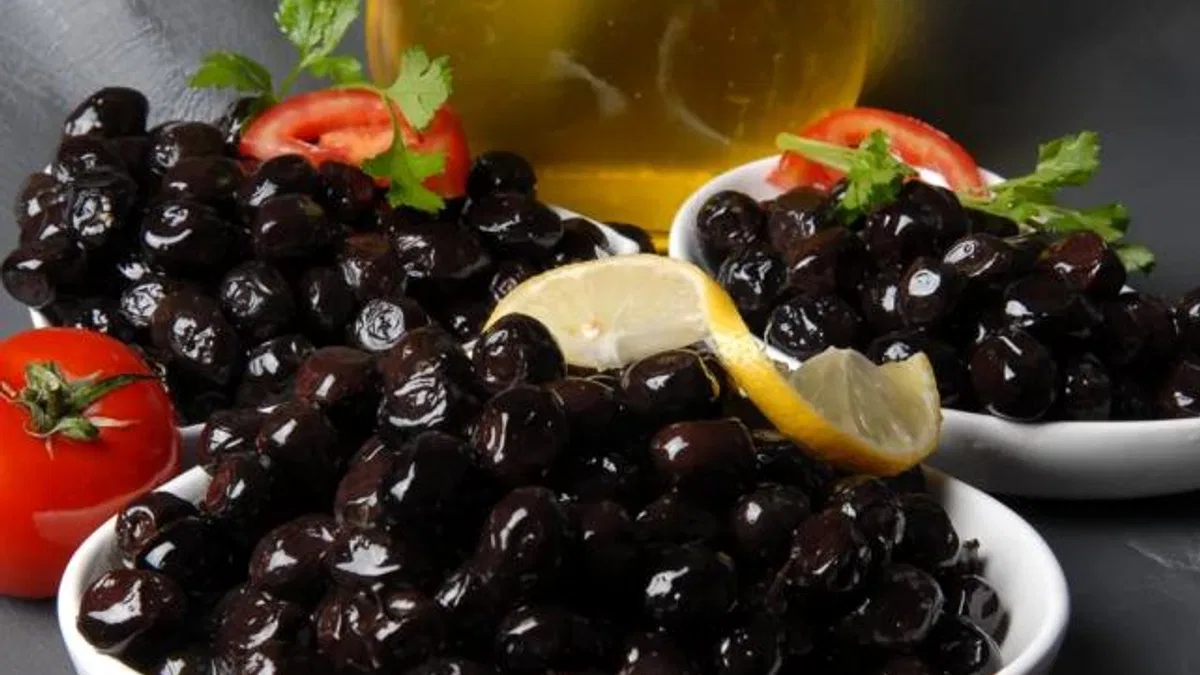 Sofralık zeytin ihracatı sezona hızlı başladı: İlk ayda yüzde 13 artış