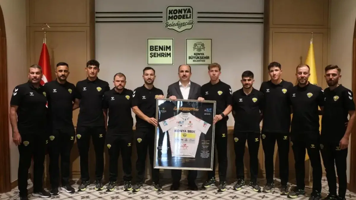 Konya Bisiklet Takımı Başkan Altay’ı ziyaret etti